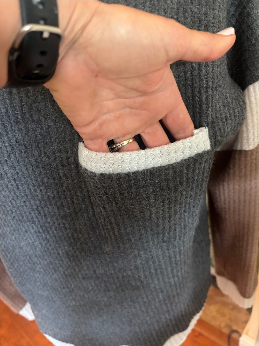 Lightweight Sweater - Picture 2 of 7